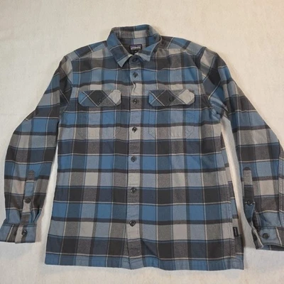 Patagonia Fjord Flannel Shirt~ Size M Grey Blue Plaid Heavyweight Organic Cotton - Image 1 of 4