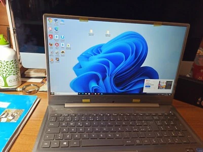 Notebook 17,3 poll. MEDION  In Alluminio E17201 Md62197 OTTO GB RAM+SSD 512 Gb - Immagine 1 di 4