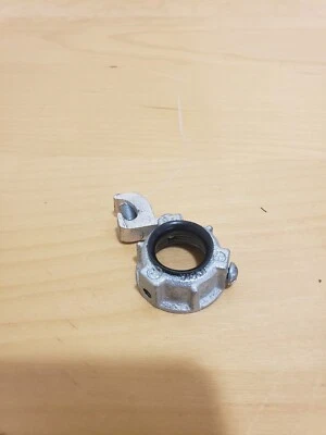 Buje de puesta a tierra maleable Topaz 322M 3/4" (lote de 4) Foto 1 de 3