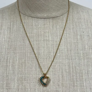 Avon Gold-tone Chain Heart Pendant Blue Clear Rhinestones Fashion Necklace - Picture 1 of 6