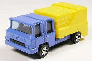 CORGI JUNIORS REFUSE TRUCK BIN LORRY VINTAGE GREAT BRITAIN - Picture 1 of 3