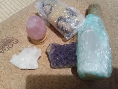 Lot de 5 minéraux en très bon état  - Photo 1/4