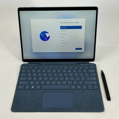 Microsoft Surface Pro 9 13 Blue 2.5 GHz i5-1235U 8GB 256GB - Light White Spot - Image 1 of 4
