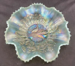 VINTAGE CARNIVAL FANTASTIC NORTHWOOD AQUA OPALESCENT PEACOCKS ON THE FENCE BOWL - Picture 1 of 10