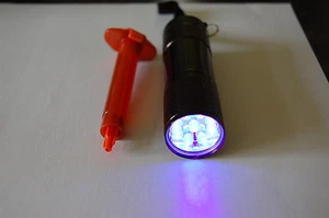 5ML LOCA GLUE  &   9 LED UV TORCH   COMPATIBLE WITH IPHONE ,SAMSUNG ,HTC  - Picture 1 of 4