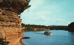 Vintage Postcard Golden Riverbank Late Afternoon Sun Rocky Banks Wisconsin Dells - Picture 1 of 2
