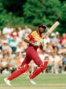 Curtly Ambrose batting for Northamptonshire circa 1993 Old Cricket Photo - Picture 1 of 1