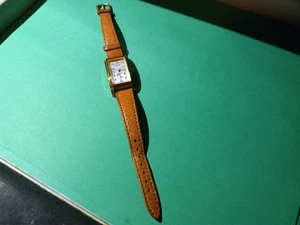 Parker Curvex Uhr Damen 20 mm goldfarbenes Lederband - SCHÖN - Bild 1 von 4