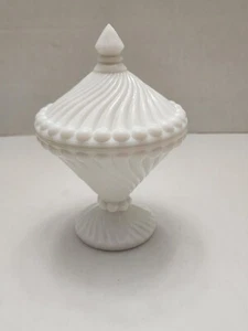 Vintage Westmoreland Pedestal Milk Glass Swirl Design Candy or Trinket Dish - Picture 1 of 6