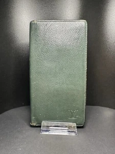 Louis Vuitton Men’s Taiga Leather Long Wallet - Picture 1 of 7
