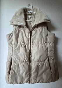 Coldwater Creek Quilted Vest Size Medium 10-12 Cream Color Fur Collar - Picture 1 of 8