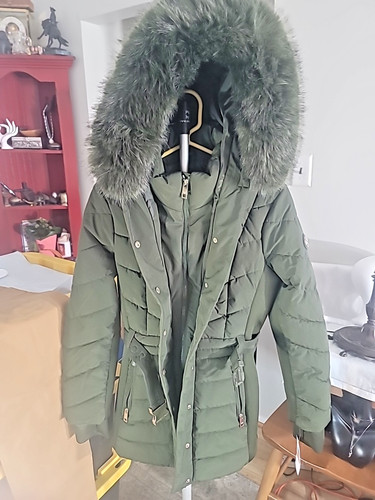 Cappotto imbottito Michael Kors donna SM con cintura rimovibile pelliccia sintetica e cappuccio oliva