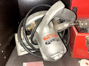 Sierra circular ajustable vintage Black & Decker 6"" U-62 resistente - Imagen 1 de 5