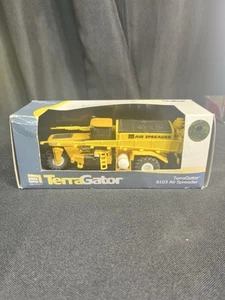 Esparcidor de aire Ag Chem Terra Gator 8103 1/64 edición coleccionista #1996/2500 nuevo - Imagen 1 de 8