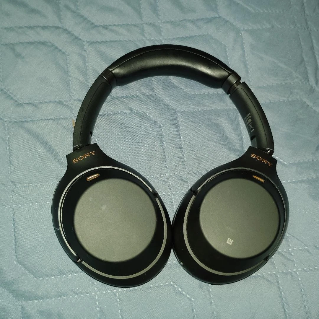 SONY WH-1000XM3 ブラック　未使用 SONY WH-1000XM3 ブラック 未使用 Amazon.co.jp: ソニー ワイヤレス