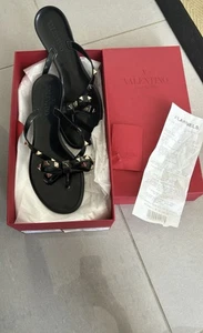 Valentino Garavani Rockstud Flats - Picture 1 of 6