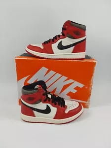 Air Jordan 1 Retro High OG Chicago "Lost and Found" Grade School Size 4 - Picture 1 of 9