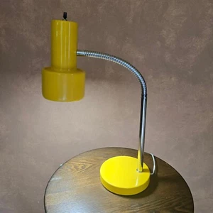 Vintage Mid Century Modern Flexible Gooseneck Lamp in Bright yellow - Bild 1 von 6
