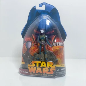 2005 Star Wars: Revenge of the Sith rare Polis Massan Medic Action Figure - Picture 1 of 4