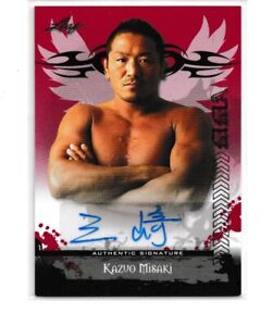 Kazuo Misaki 2010 Leaf MMA Red Autograph Card # AUKM1 UFC Strikeforce Pride