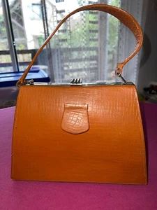 Sac à main en cuir fauve des années 1940 - Picture 1 of 6
