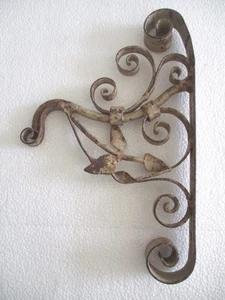 ANTIQUE WALL BRACKET FOR TRADE SIGN UNUSUAL FINE DESIGN . - Picture 1 of 10