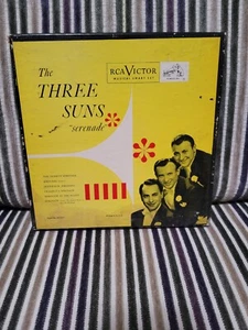 TheThreeSuns- "Serenade"-RCA 47 3095-3X45-1945 - Picture 1 of 6