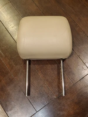 Оригинальный передний левый и правый подголовник подголовник в сборе для Toyota Avalon 2005-2012 годов выпуска - Изображение 1 из 2