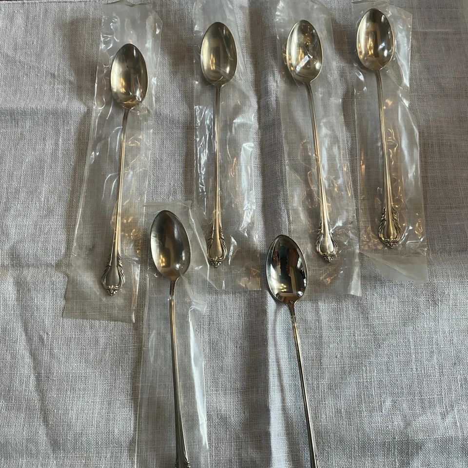 Juego de cucharaditas de ley Six Century "GRAND RECOLLECTION" - 7 1/2" Foto 1 de 4