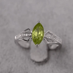 925 Sterling Silver Green Peridot Gemstone Solitaire Women Ring Us Duty Free - Picture 1 of 5