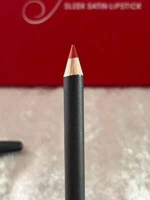 MAC Lip Liner Pencil - Choose Your Colour - New - Image 1 of 4