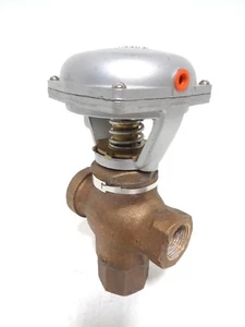 1" Robertshaw V6600  3 Way Valve. V6600 25302 01 D76 - Picture 1 of 4
