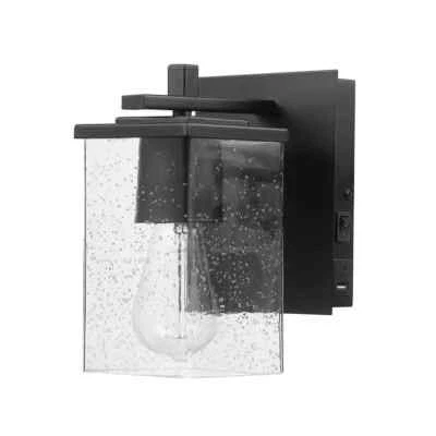 Globe 65000004 Barrett 1-Light Black Plug-In/Hardwire Wall Sconce w/USB-A/C Port - Image 1 of 4