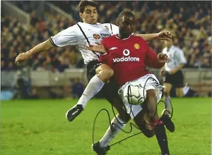 MAN UNITED: ANDY COLE SIGNED 8x6 ACTION PHOTO+COA - Picture 1 of 1