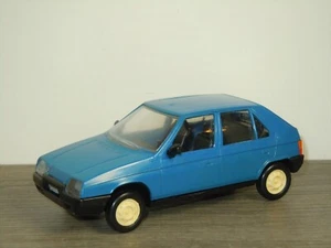 Skoda Favorit 136L - Kliklak Smer Plastic - Length 13cm *64955 - Foto 1 di 3