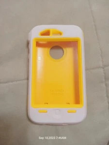OtterBox Defender Case & Holster AT&T  Compatible with iphone 3G & 3GS - Picture 1 of 2