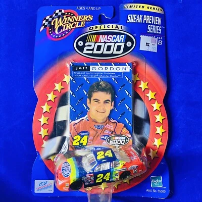Jeff Gordon 2000 Nascar Winners Circle Sneak Preview Limited Series 1:64 Dupont - Image 1 of 2