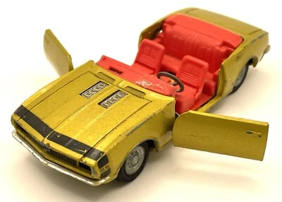 Faros de colección Corgi Toys Camaro SS Gold, GT Britain, Peekaboo Gem, falta pieza Foto 1 de 4