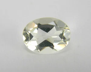 1.07 Carats Natural Yellow Labradorite Faceted Gemstone Oval YLB777 - Picture 1 of 2