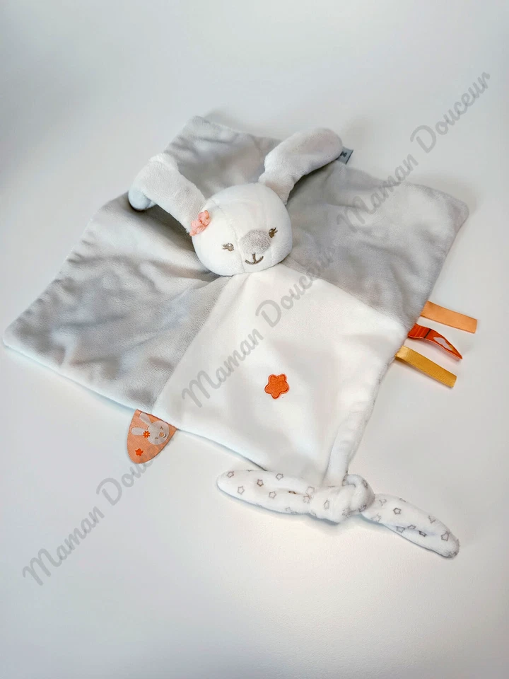 Doudou Plat Basile Et Mia Lapin Blanc Gris Fleur Étoiles Attache Tétine - Nattou - Photo 1/4