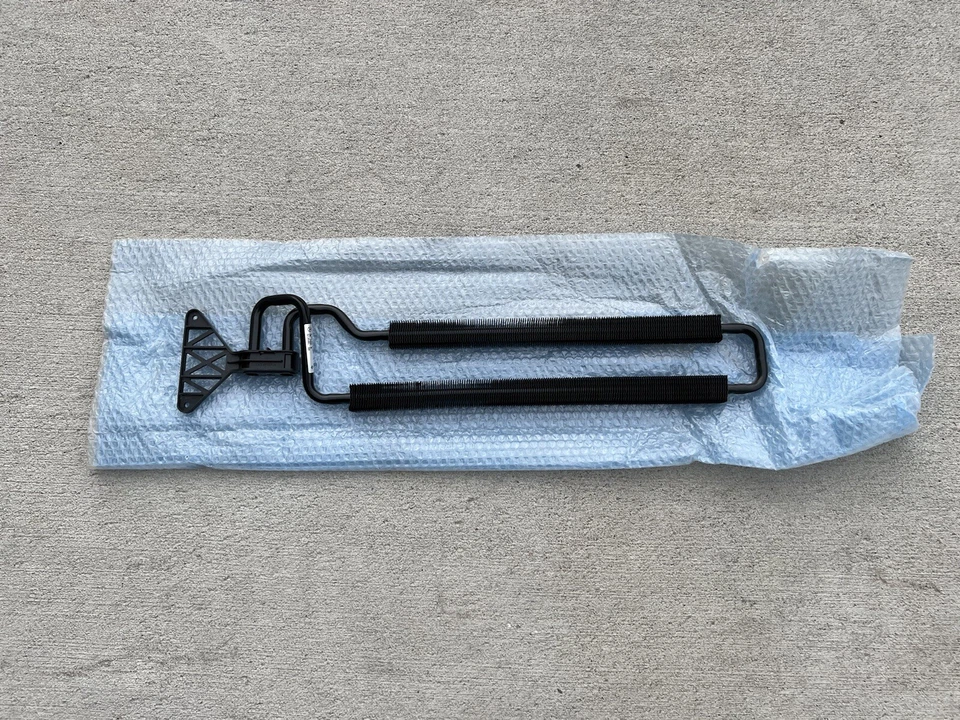 2007-2010 Mercedes S600 CL550 S550 Power Steering Cooler Radiator 2215001300 OEM - Image 1 of 4