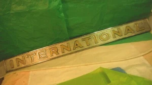 BB83 International IH Metro Hood Header Emblem Vntage 1964-72 METRO MITE VAN 31" - Picture 1 of 7