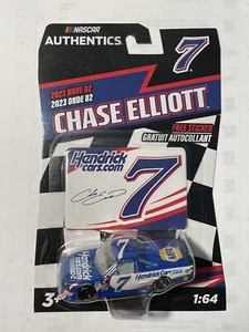 Nascar Authentics Wave 2 Chase Elliott Hendrick Cars.com 2023 nuevo - Imagen 1 de 1