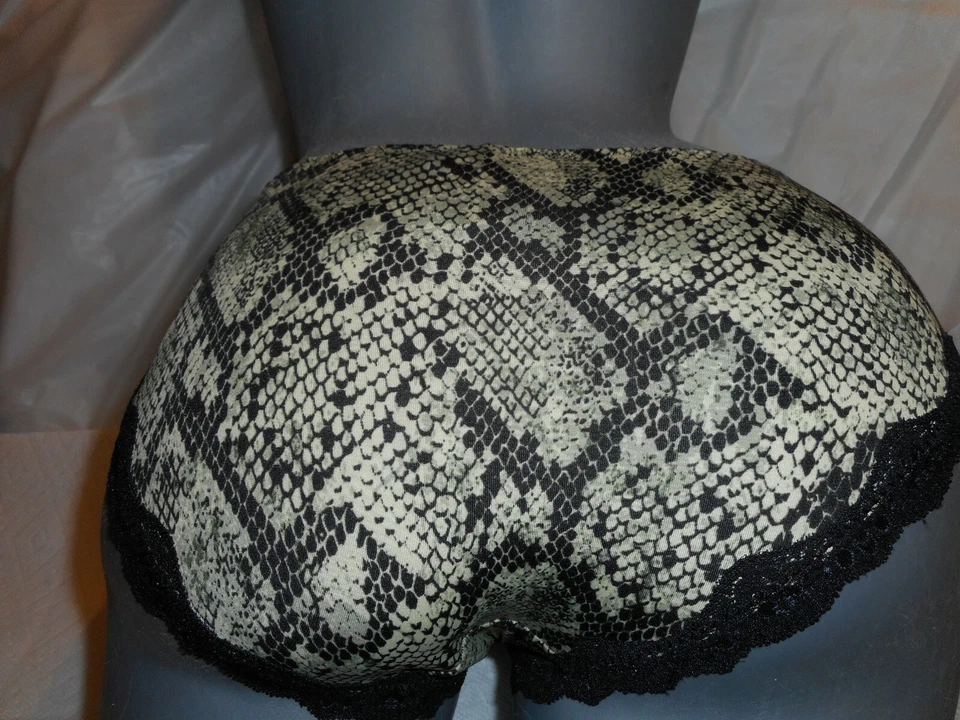 Frederick's of Hollywood Cheerie Boyshorts Snake Skin SMALL/P/CH Sold Separate - Image 1 of 4