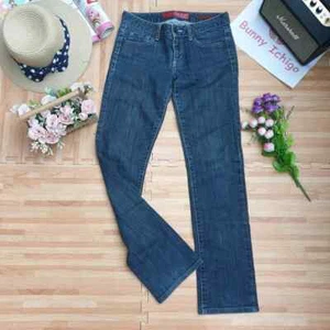 Guess Blue Jean Women’s long Pant blue jean Waist 29" - Picture 1 of 6