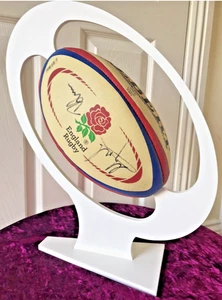Signed England Team Union Rugby Ball 18 Signatures Official Size 5 Hero’s Stand - Picture 1 of 15