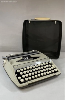 Smith Corona Zaphyr Deluxe Typewriter - Untested - Image 1 of 4