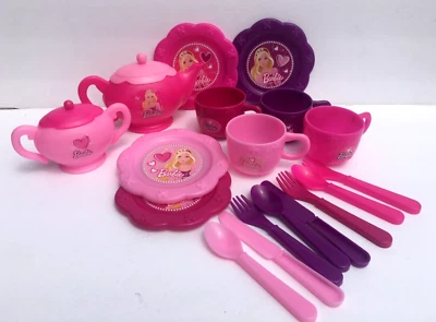 Juego de vajilla Barbie rosa y púrpura juego de fiesta de té cena juego de simulación platos de juguete Foto 1 de 2
