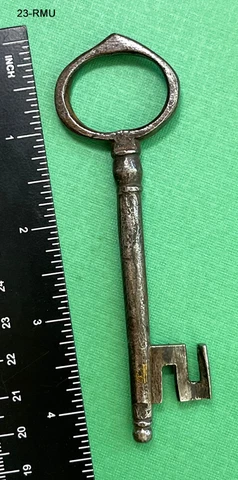 Antique Skeleton Key Rare Long Iron 1600's England - More Old Museum Keys Here Cover