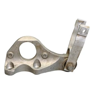 Volvo XC40 Engine Mount Bracket 32222107 - Picture 1 of 22